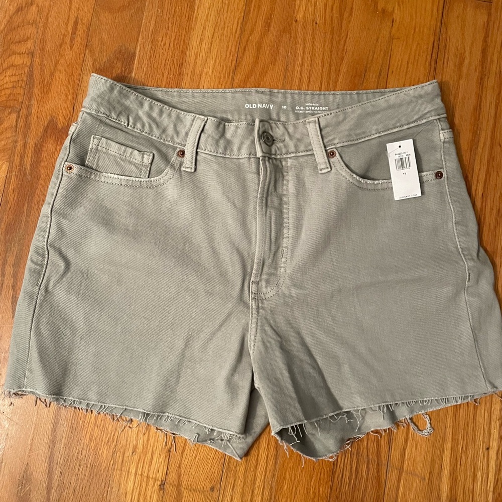 Old Navy Women's Gray Denim Shorts